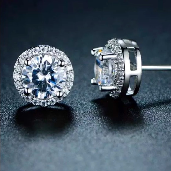 New 18K gold plated earrings - Picture 3 of 3